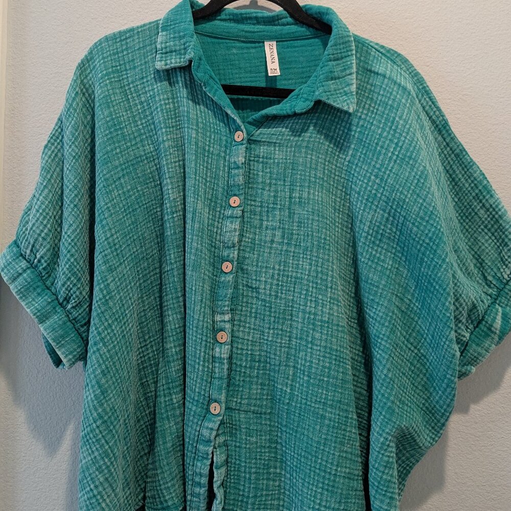 Zenana Small/Medium Emerald Green Tunic Top